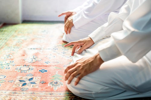 Wie macht man Wudu, wenn man unterwegs ist?